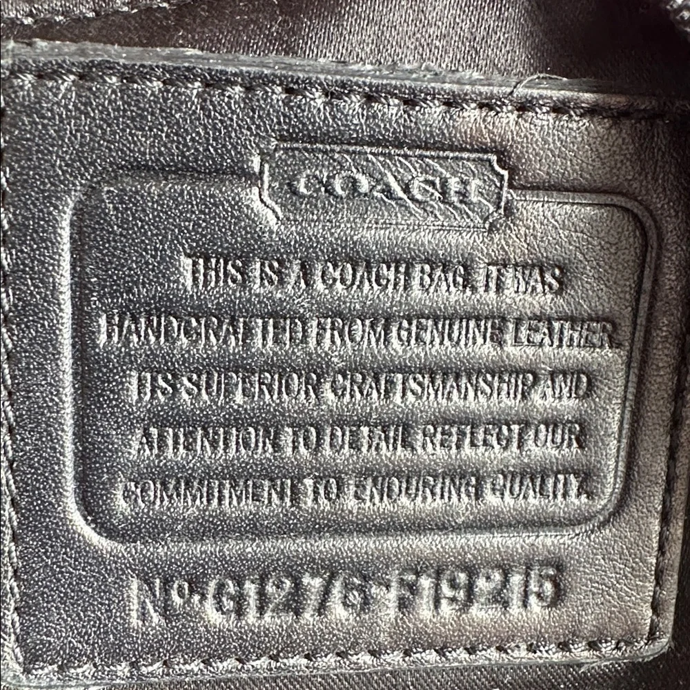 Coach Black Patent Leather Logo Kiss Lock Carryall Purse Bag Stitched C